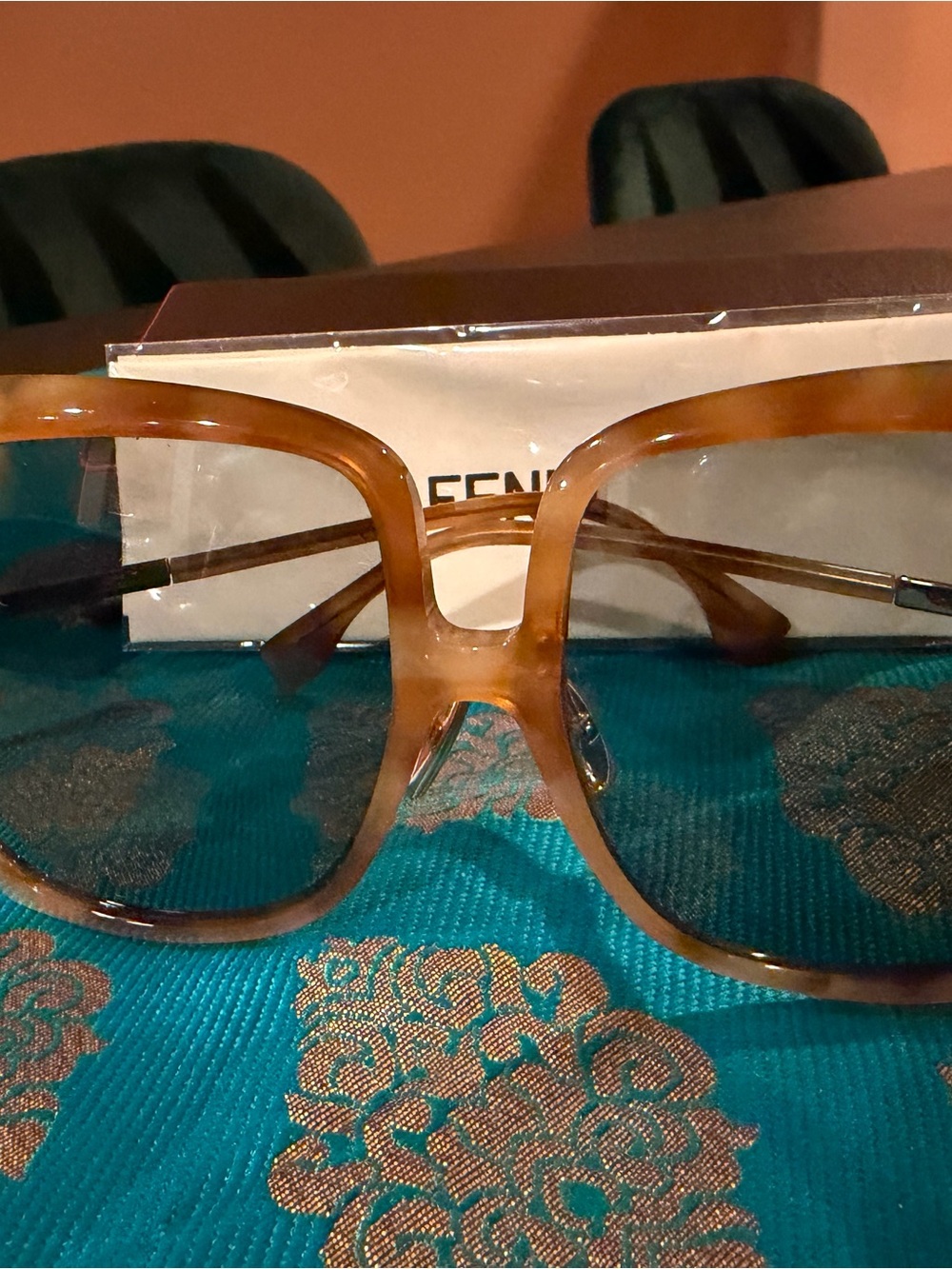 Fendi Brown beautiful Tortoiseshell Square Sunglasses Glasses